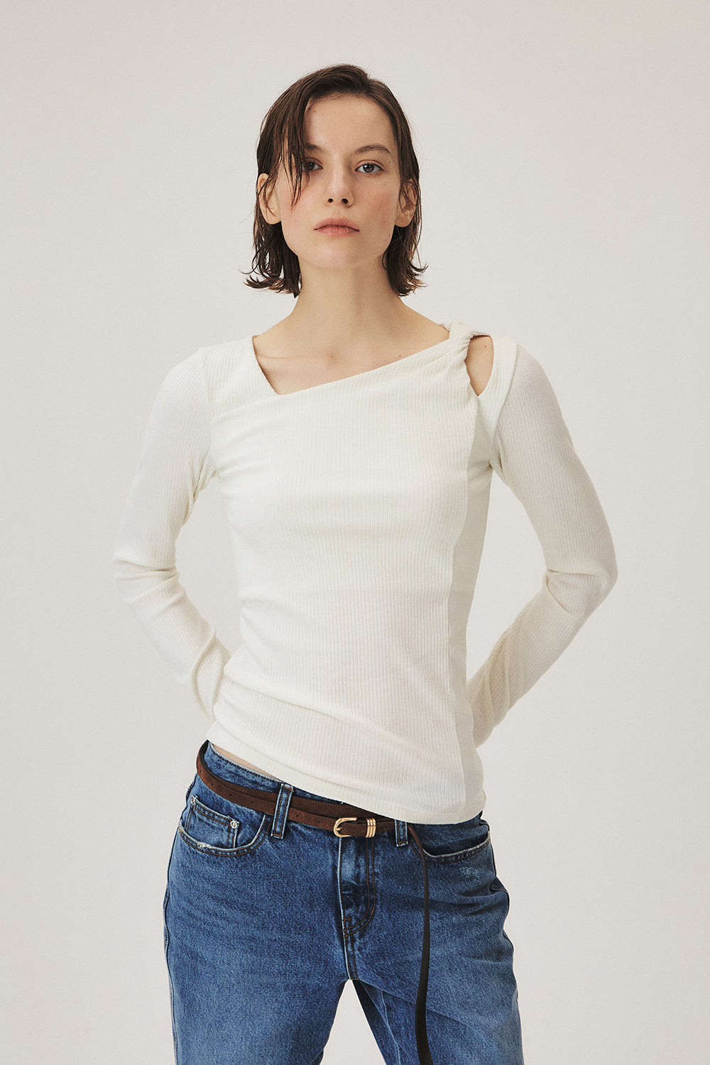 Twisted Long Sleeves T-shirt