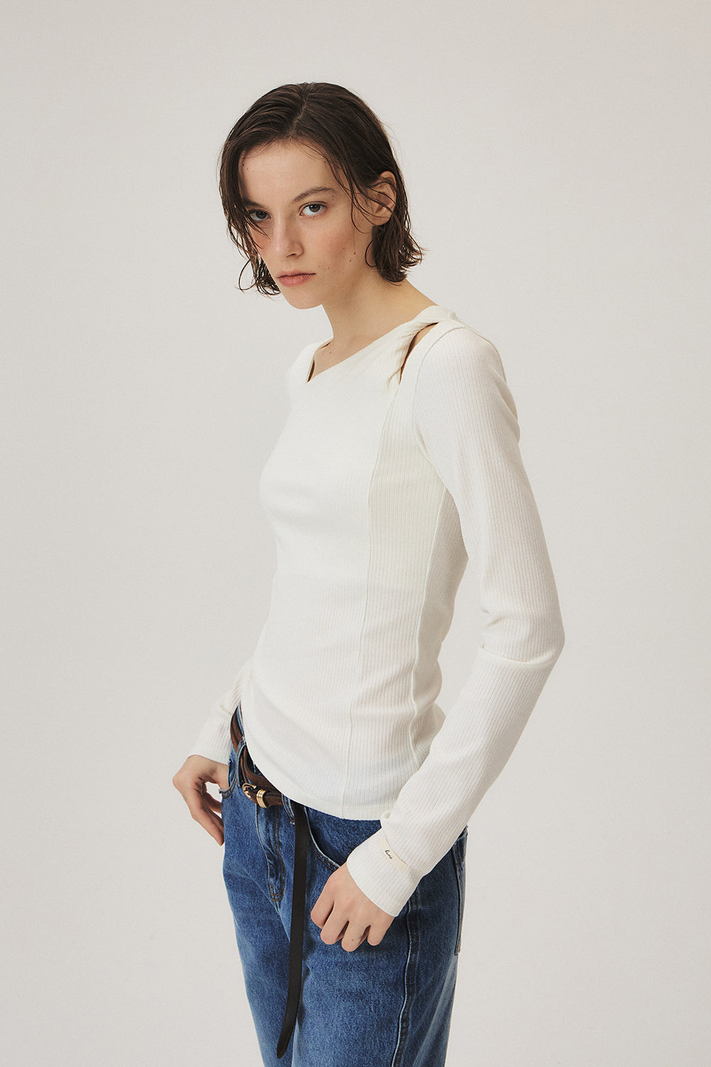 Twisted Long Sleeves T-shirt
