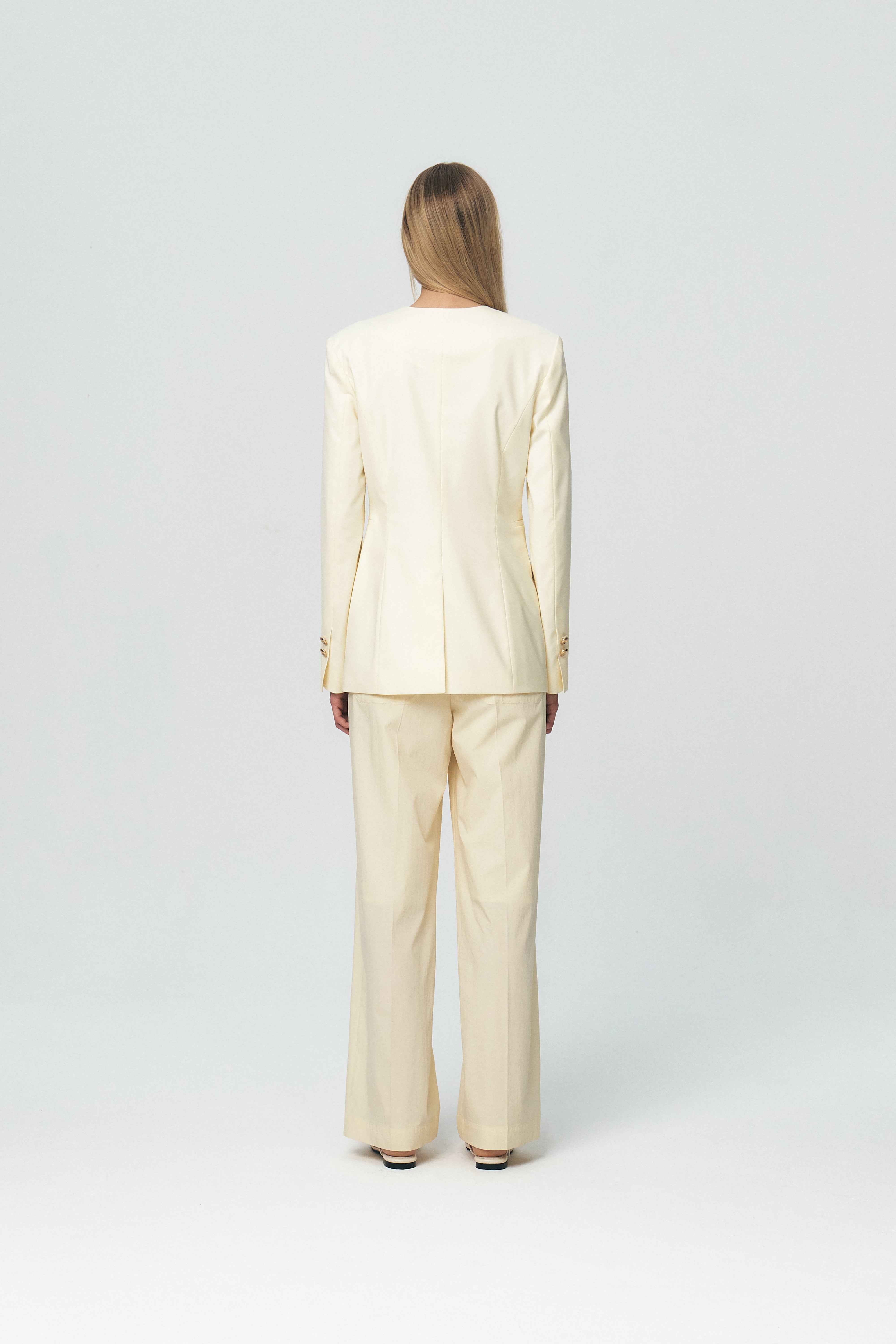 One Button Square-neck Jacket