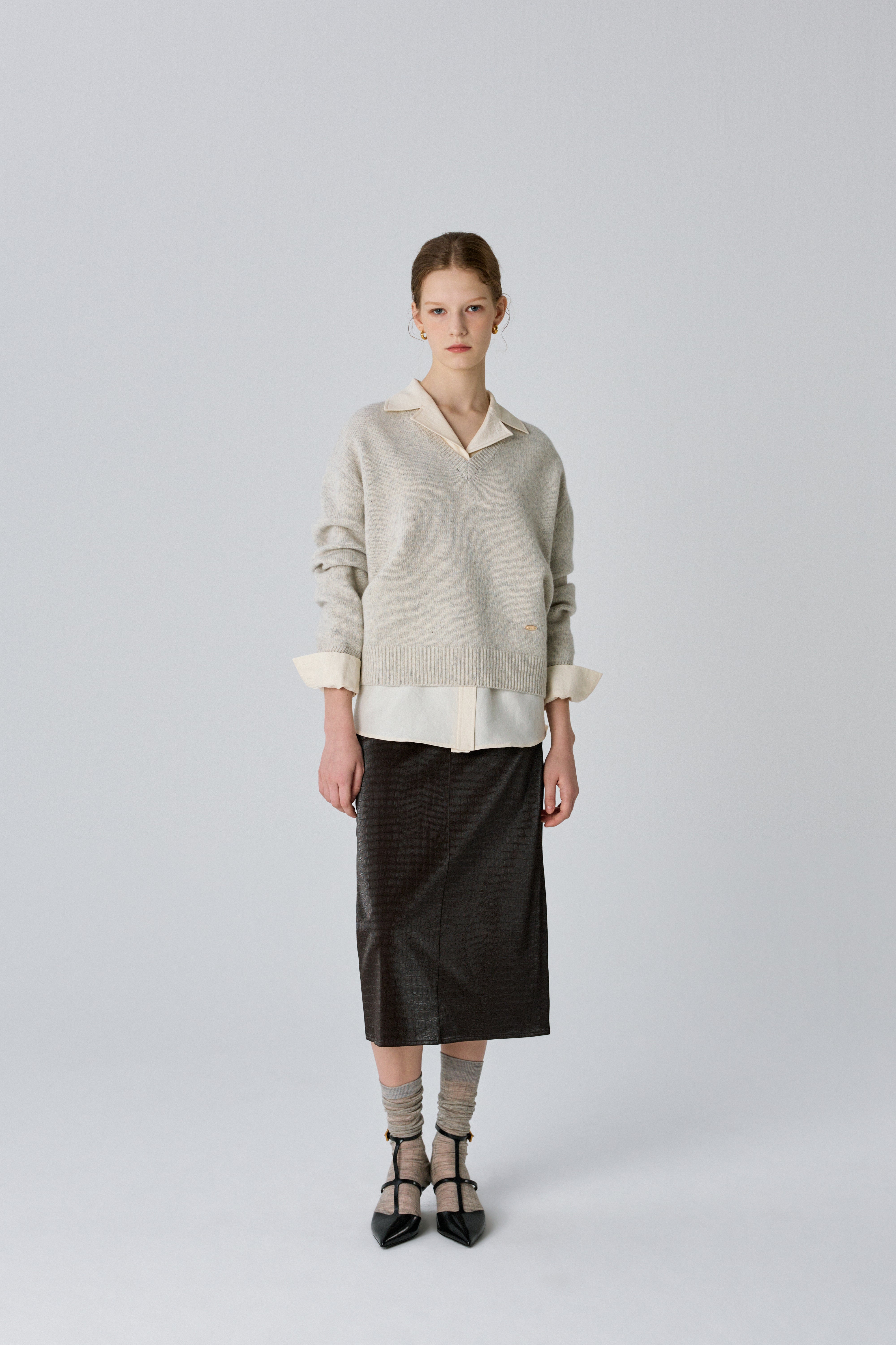 V-neck Superfine Merino Wool Sweater