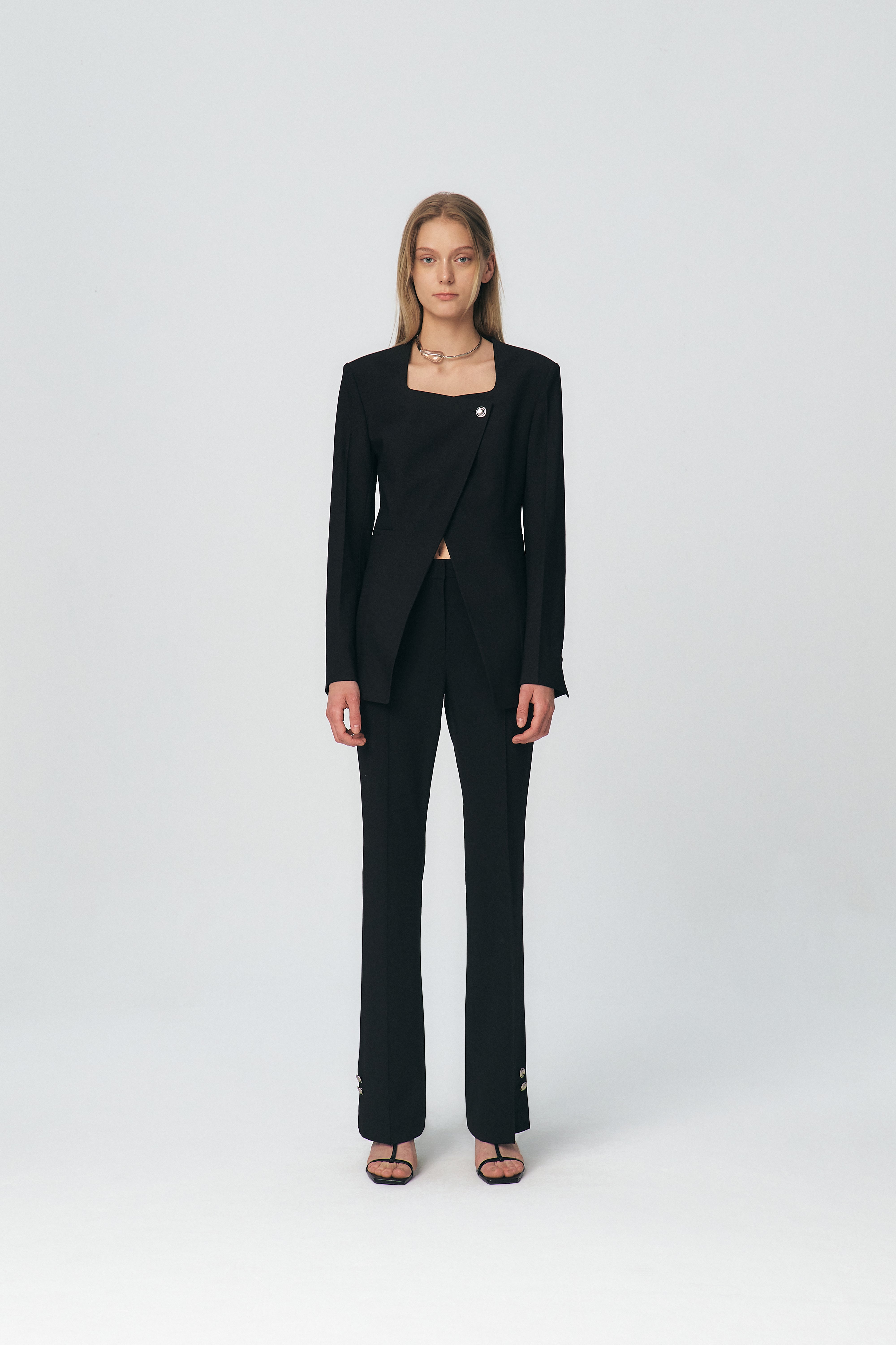 upload_20250218_KM-25SS-PT04-BK-S_05_20240508 KUME25SS249299 복사.jpg